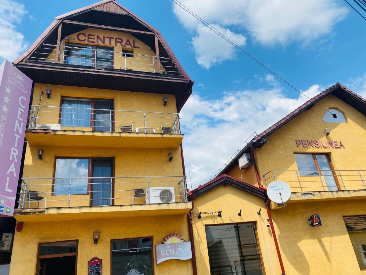 Pensiunea Central Reghin Exterior photo